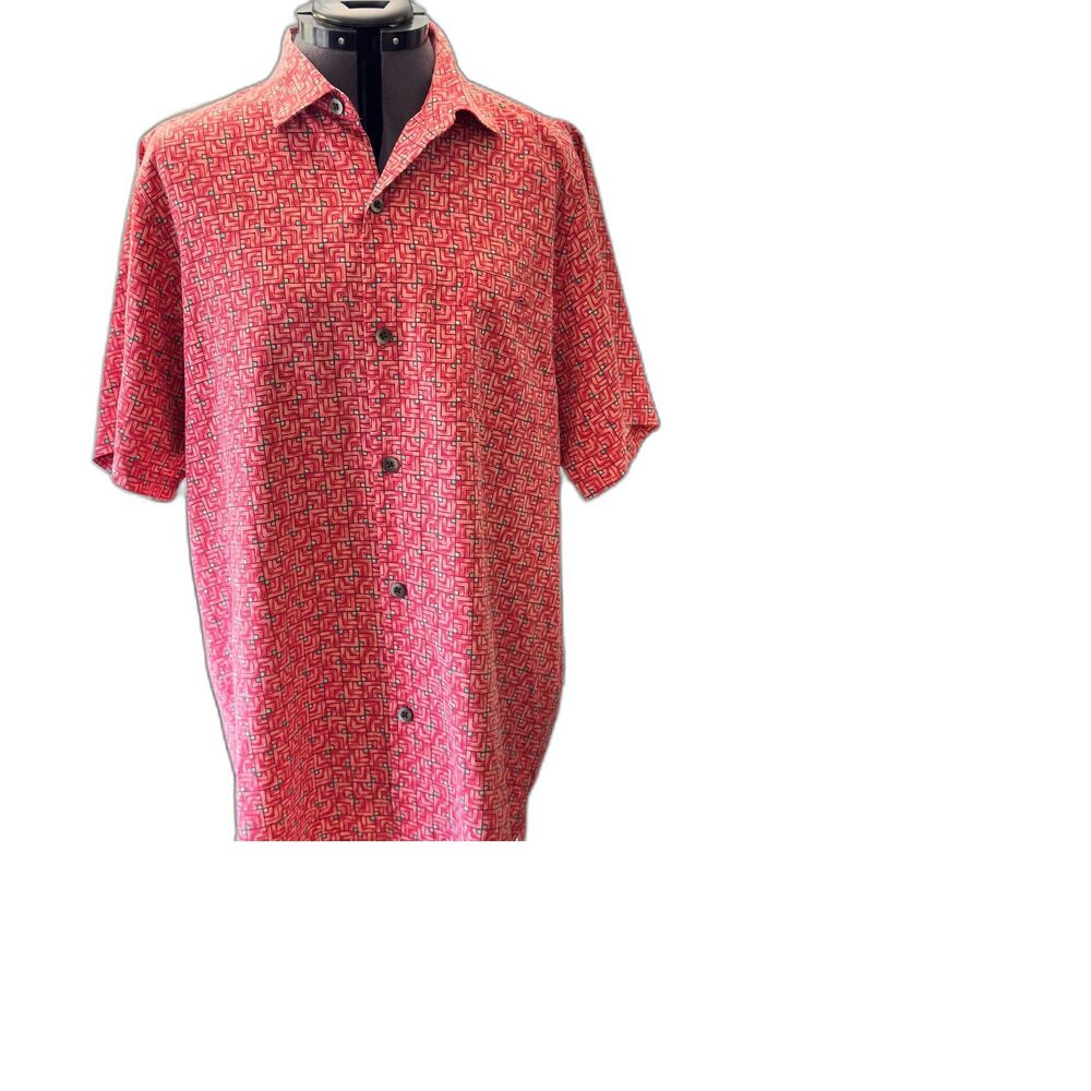 Tommy Bahama - Men’s 100% Silk Marine Mosaic Button up/Resort/vacation/Lux